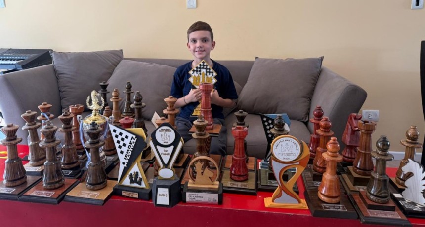 Gino Caverlotti, la promesa de Bol&iacute;var que pisa fuerte en la &eacute;lite nacional