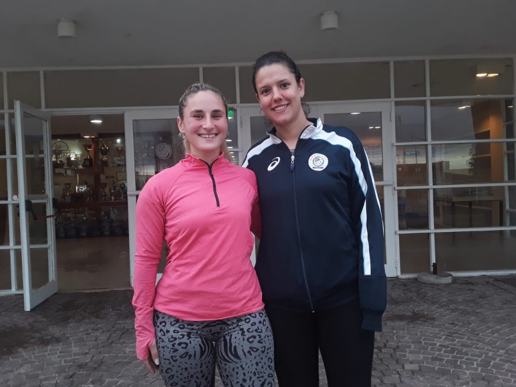 Joaquina Pagola y Celina Álvarez: “Son unas chicas muy disciplinadas que les decimos lo que tienen que hacer y lo hacen, lo intentan y nos vienen dando buenos resultado”