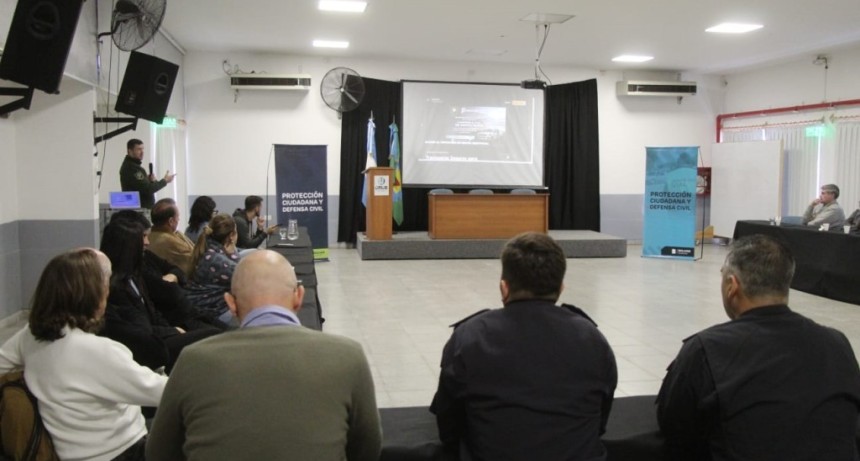Em Municipio present&oacute; el programa 