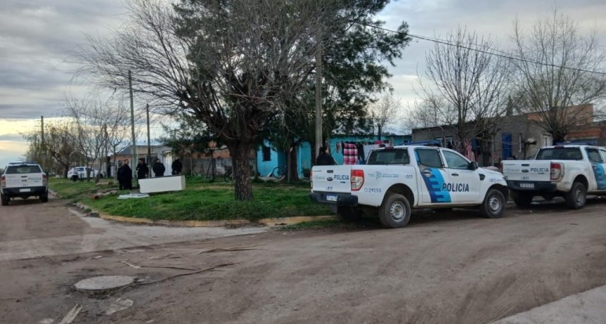 Informe Oficial Jefatura Departamental de Polic&iacute;a de Bol&iacute;var: esclarecen dos robos en quintas del barrio Colombo, tras allanamientos con resultados positivos