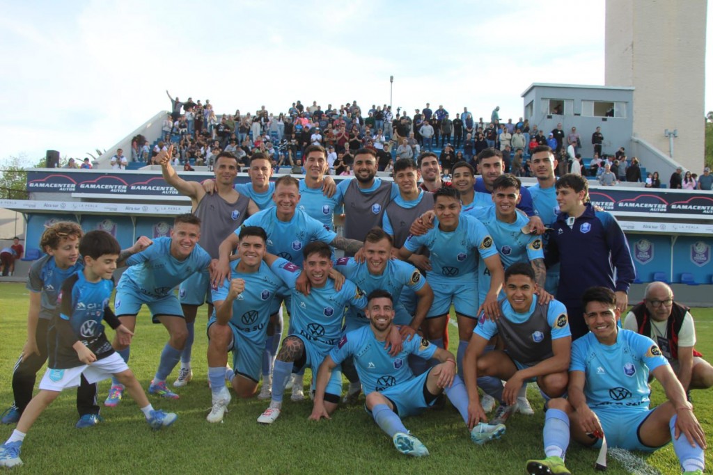 El “Cele” goleó a San Martín y se clasificó a semifinales, FM 10 Radio habló con los protagonistas de este domingo