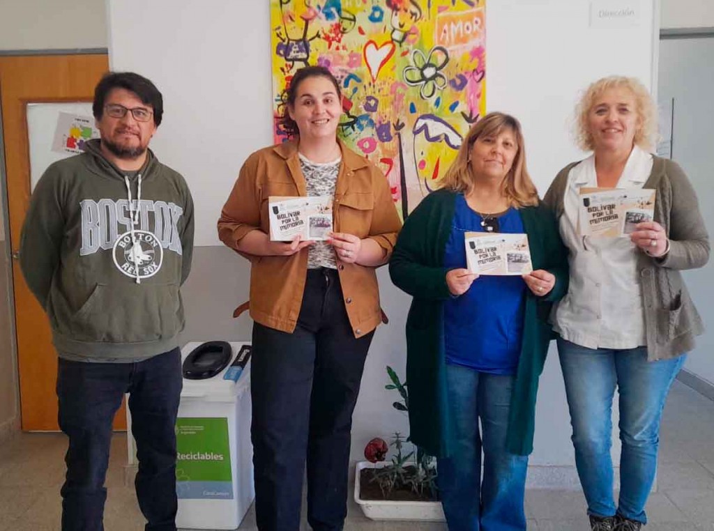 Derechos Humanos presentará un libro de Estudiantes de la Escuela nº502 y en Fm 10 hablamos con Marianela Zanassi, Claudia Pereira y María Laura Benito