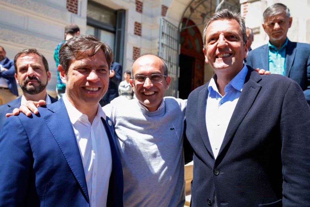 Pisano participó junto a Kicillof y Massa de la reunión con las y los intendentes bonaerenses electos 