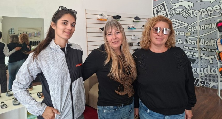 "Una tarde para mam&aacute;": cuatro comercios de avenida San Mart&iacute;n al 300 se unieron para recrear a las familias en el feriado del 12 de octubre