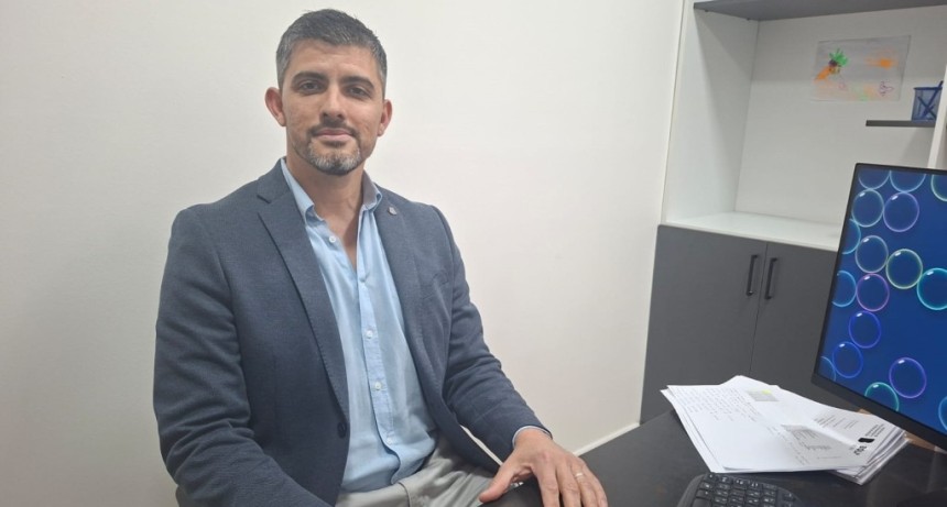 El Contador Adri&aacute;n Rivero brind&oacute; detalles para la aplicaci&oacute;n de la Billetera Virtual al pago de las Tasas y Servicios del Municipio