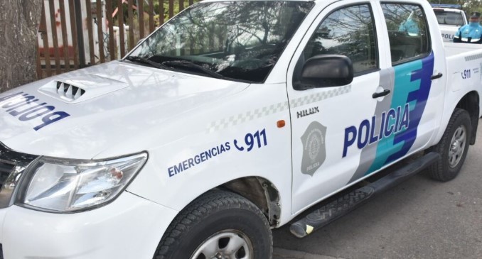 Informe Oficial Jefatura Departamental de Policía: Lesiones y Desobediencia en contexto de violencia