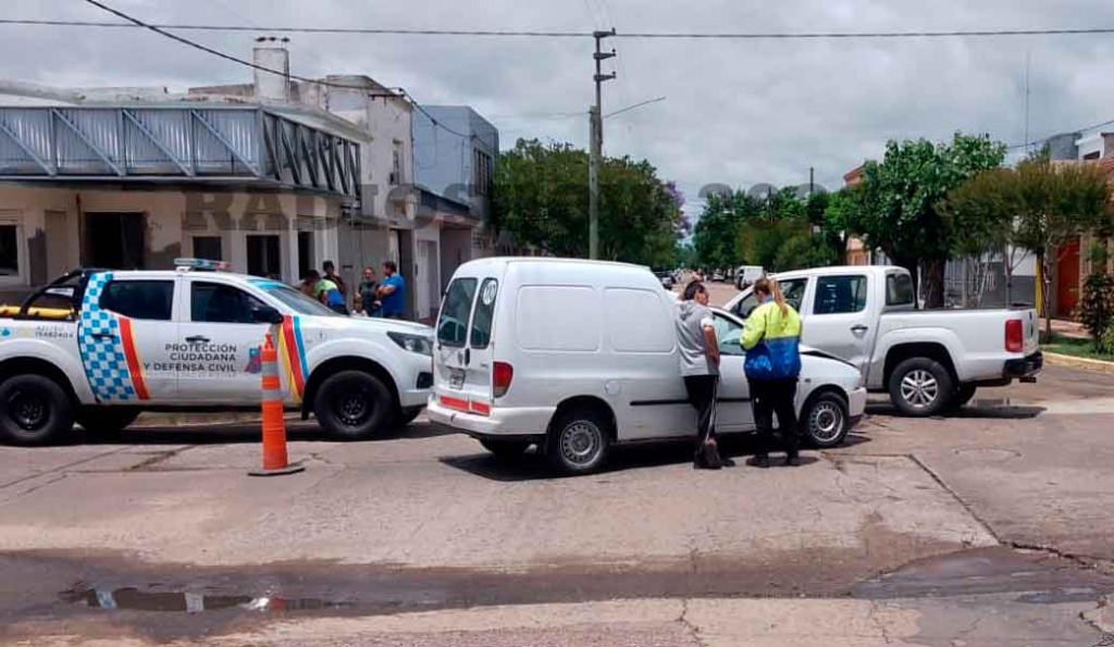 Colisión leve en Urquiza y Arenales