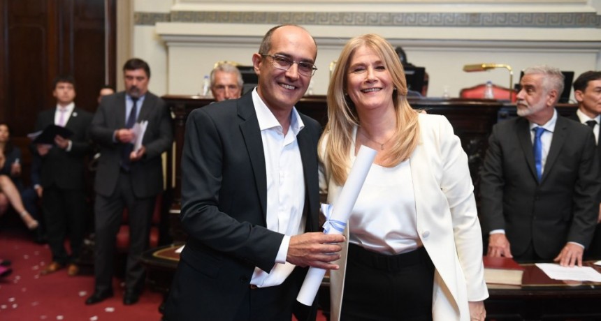 Marcos Pisano juró como senador de la provincia de Buenos Aires