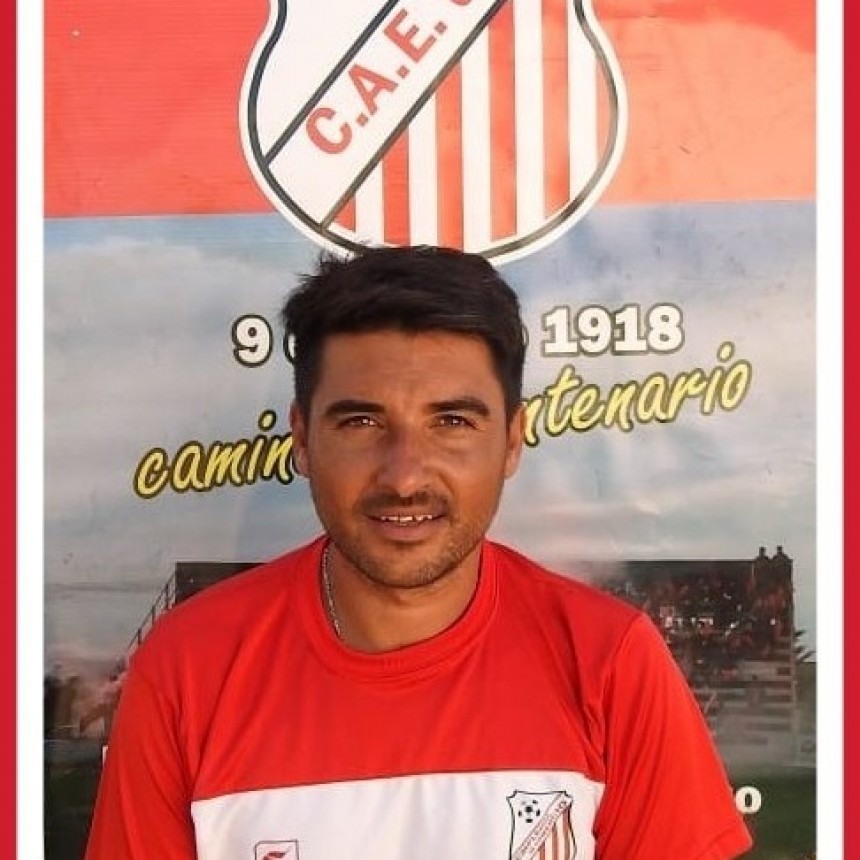 Julio Zorrilla (DT Empleados): &ldquo;Separando el f&uacute;tbol y la pandemia, este a&ntilde;o no fue tan malo, voy a ser pap&aacute;&rdquo;