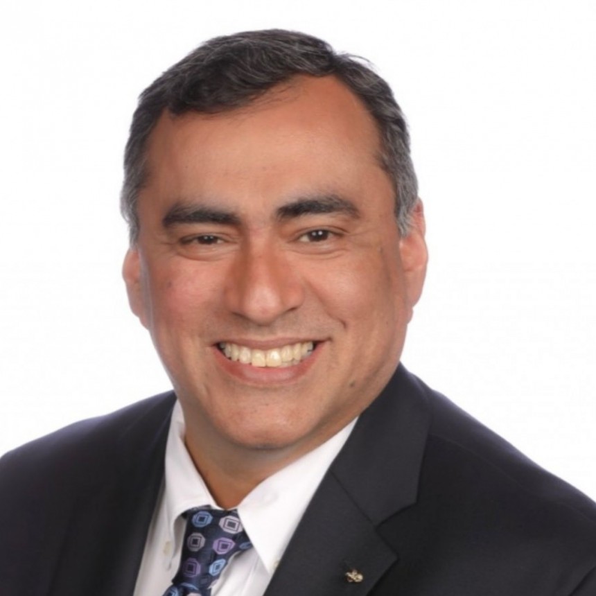 Doctor Daniel Pérez Gramajo: “La Otitis Externa es una patología que se da mucho en verano al permanecer varias horas en el agua”