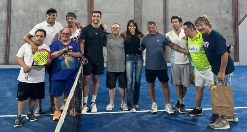 María Laura Rodríguez , Eduardo Bali Bucca y Alejando Nano Viola, acompañaron a Tercer Tiempo en el reconocimiento a Fernando Belasteguín