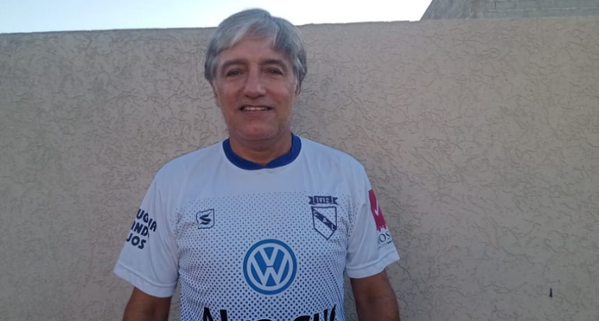 Marcelo del Rio: “Es un fútbol distinto al que nosotros hacíamos antes, pero lógicamente son etapas, van cambiando y hoy sino estas bien físicamente no podés jugar”
