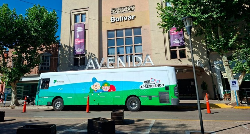 Más de 250 vecinos y vecinas accedieron a controles visuales gratuitos en bolívar