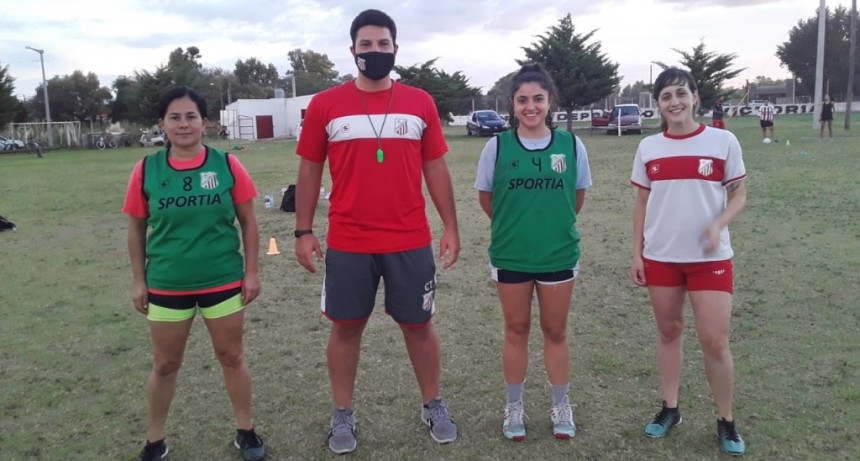 Futbol Femenino Empleados: &ldquo;La liga es necesaria para tener una motivaci&oacute;n, un objetivo y sobre todo para darle cuerpo a tanto esfuerzo y entrenamiento&rdquo;