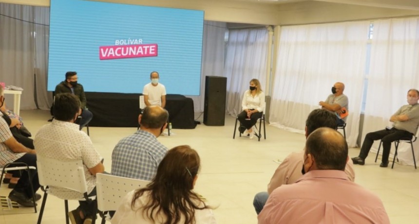 El Intendente recibi&oacute; en el Vacunatorio Municipal a integrantes de la Cooperativa Agropecuaria y entidades religiosas