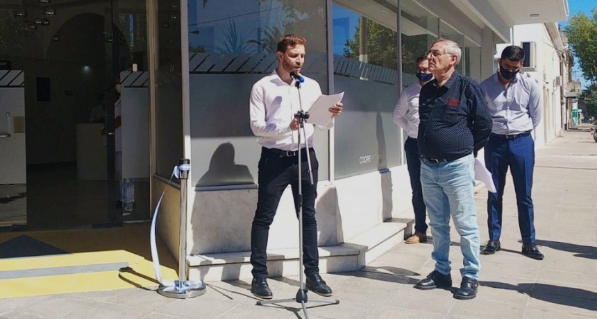 De manera simb&oacute;lica, con integrantes del Consejo de Administraci&oacute;n y autoridades municipales, qued&oacute; inaugurado el Centro de Salud de la Cooperativa El&eacute;ctrica