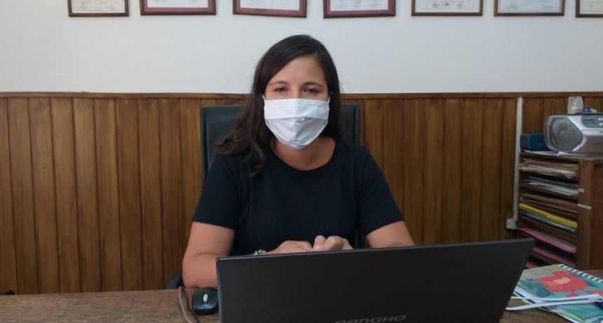 Patricia Oroz habl&oacute; en FM10: 'Mil mujeres, mil l&iacute;deres', Vacunaci&oacute;n VIP y m&aacute;s