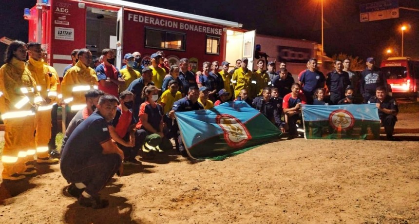 La Federación Bonaerense de Bomberos Voluntarios envió un contingente a Corrientes