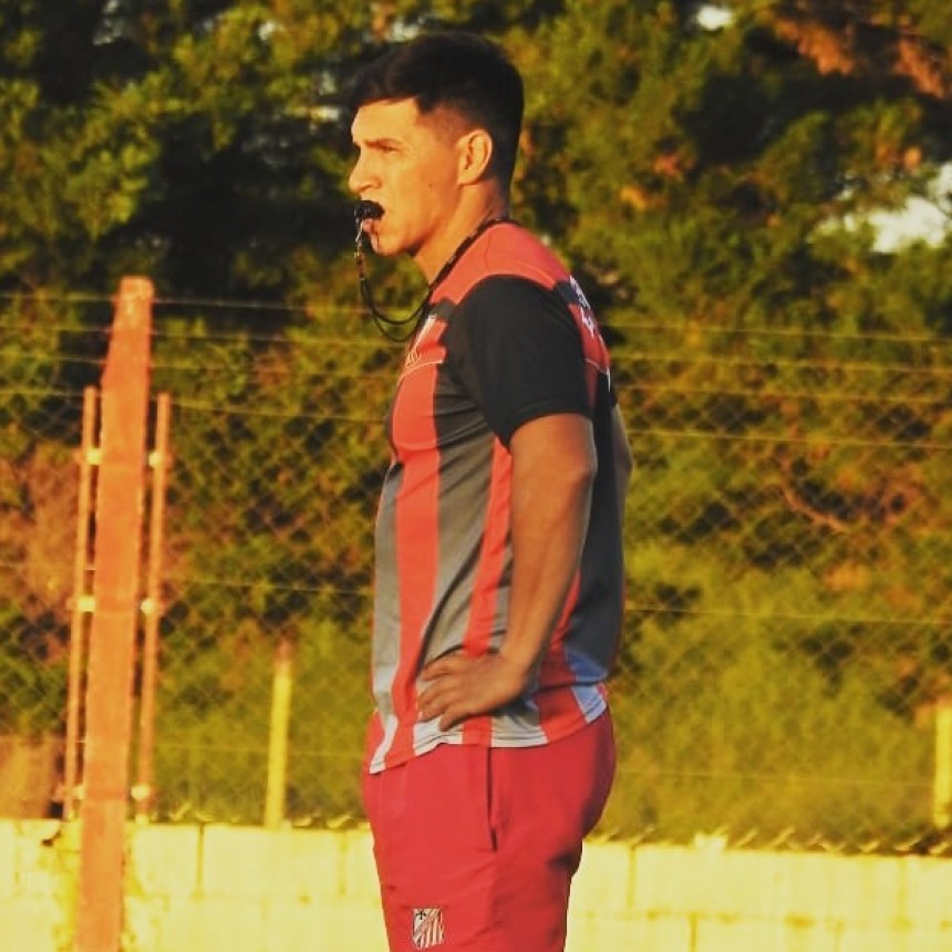 Alejandro Cisneros: 