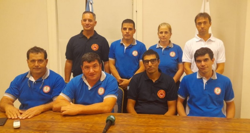 Regresaron los Bomberos Voluntarios que trabajaron en los incendios del sur, José Urigoytea y Darío Thomann, en conferencia de prensa con medios locales, dieron los detalles de su tarea