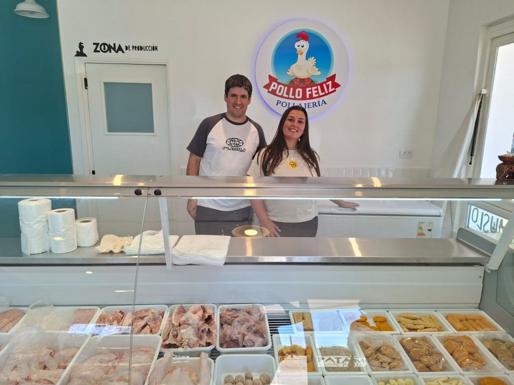 Pollo Feliz inauguró su cuarto local en Bolívar