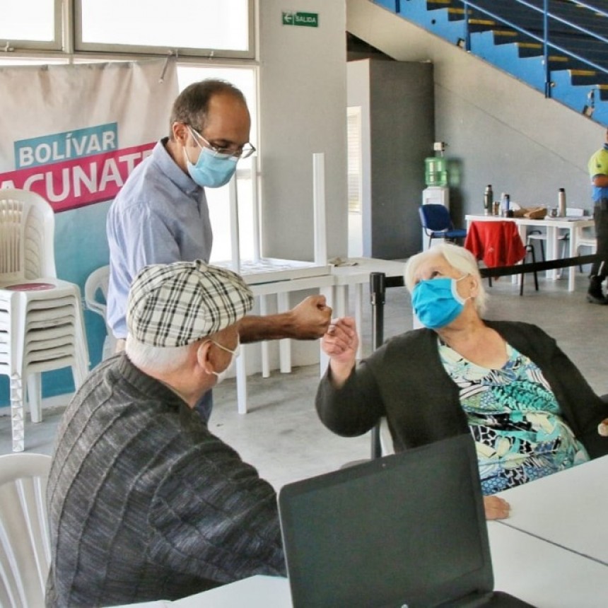 Bol&iacute;var Vacunate: El Intendente Pisano recibi&oacute; 600 dosis de Sinopharm y ma&ntilde;ana el Vacunatorio ya tendr&aacute; 400 turnos