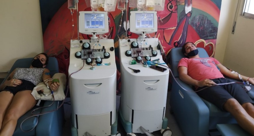 Juan Navaridas: &ldquo;Es algo que deber&iacute;an hacer todos, no genera ning&uacute;n dolor, no molesta y resulta beneficiosa la renovaci&oacute;n del plasma&rdquo;