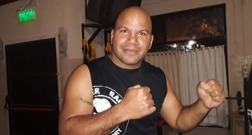 Hern&aacute;n &lsquo;El Cuervo&rsquo; Gonz&aacute;lez (MMA): &ldquo;Lo vimos por la tele con mis hermanos y nos anotamos, nos molieron a golpes&rdquo;
