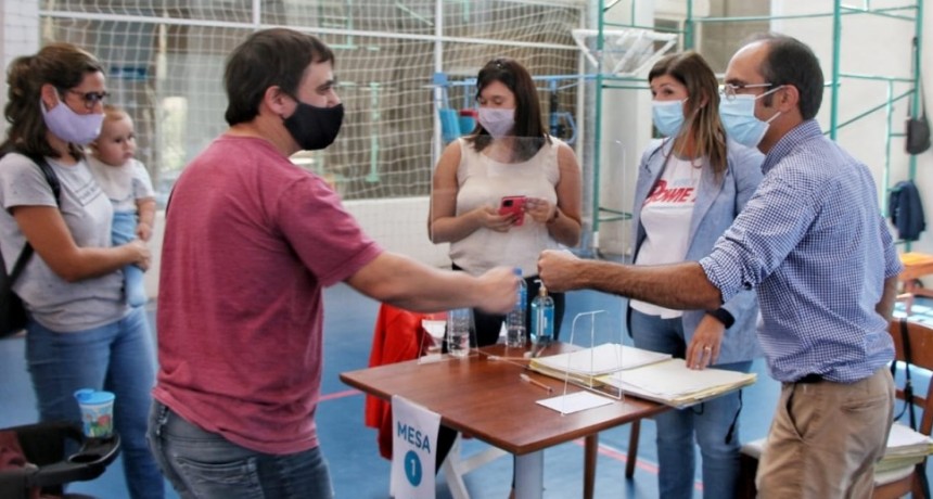 El Municipio cumpli&oacute; la primera parte de entrega de escrituras este lunes