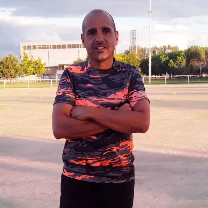 Juani Amado: “Estamos preparados, jugamos muchos amistosos antes de empezar, y ansiosos a que llegue el sábado”