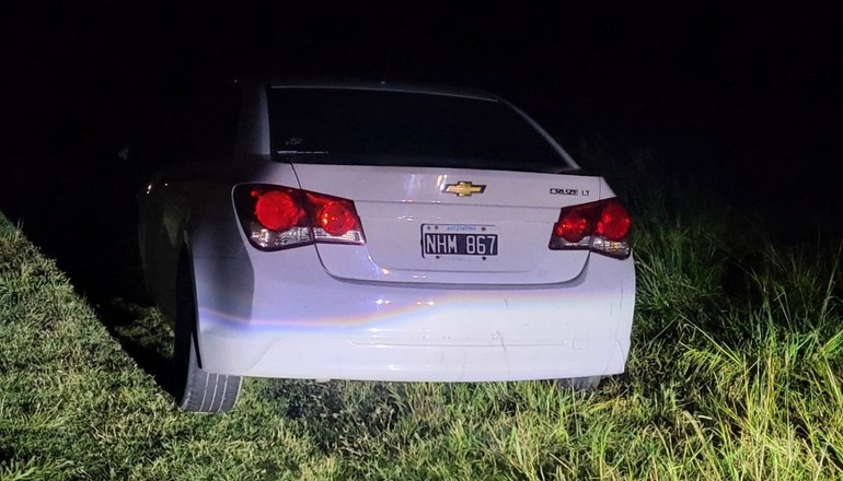 Vieron un control policial y abandonaron el auto: tenía pedido de secuestro en la Ciudad de Buenos Aires, había sido robado el 10 de enero