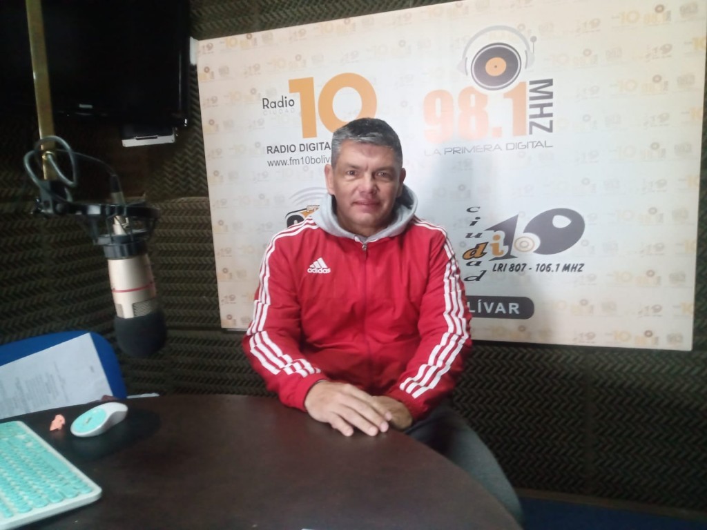 Luciano Villarreal: “Vamos a tratar de ser un equipo agresivo, que recupere rápido la pelota y ser protagonistas, que es lo que siempre tiene que ser Empleados