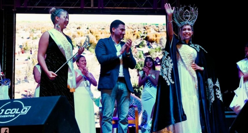 25 de Mayo: Sofía Karen Gotta, representante del distrito vecino de Alberti, es la nueva embajadora provincial del carnaval 2025
