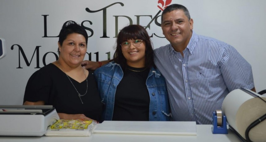 Fiambrería y Quesería Los Tres Mosqueteros abrio sus puertas, y visitamos el local con FM 10