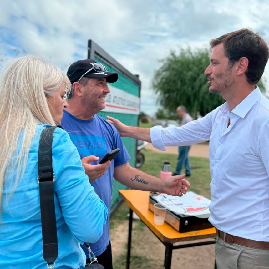 El Diputado Nacional S&aacute;nchez Wrba estuvo en Bol&iacute;var y visit&oacute; el Club Casariego junto a Sandra Santos, dentro de la agenda de recorrida por la S&eacute;ptima Secci&oacute;n Electoral