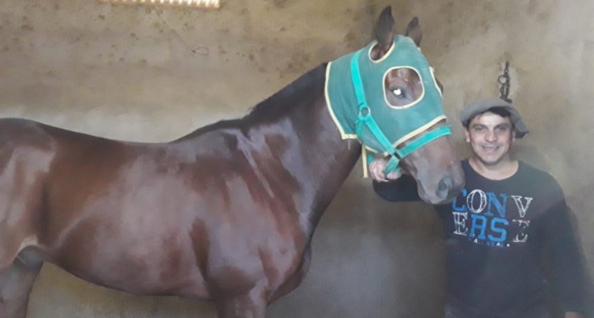 Emiliano Pasos (Hipismo): &ldquo;Este caballo lo compr&eacute; realmente muy barato, como se dice &lsquo;para los tachos&rsquo; y cuando empez&oacute; a ganar me sent&iacute; muy contento&rdquo;