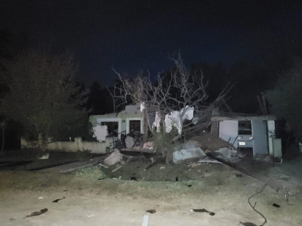 Una explosión en una vivienda de Espigas le provocó graves heridas a una mujer, que luego de ser trasladada a Olavarría, falleció hoy martes