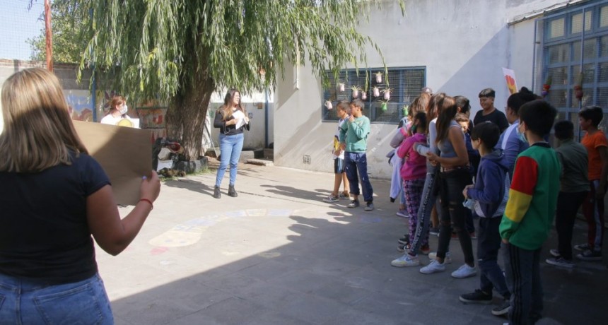El equipo de las Consejerías de Salud Sexual brindó un taller sobre salud sexual en el CEC 802