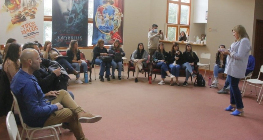 Integrantes de la Dirección de Niñez, Adolescencia y Familia participan del Seminario de Desarrollo y Fortalecimiento de Competencias