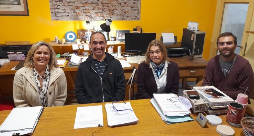 El bloque Juntos UCR - CC brindó una conferencia de prensa sobre lo tratado en el HCD el día martes