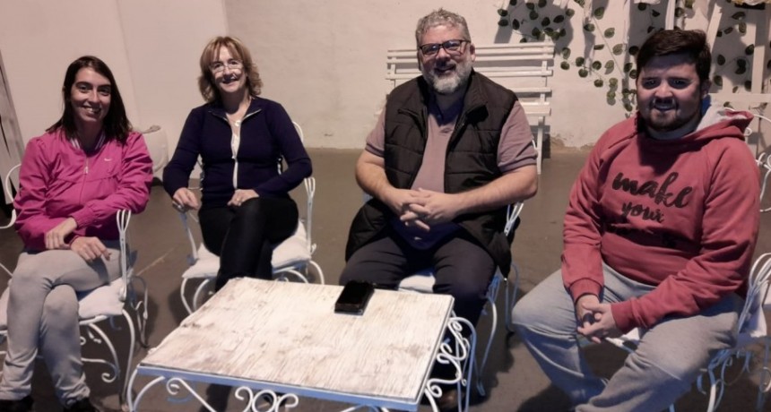 El s&aacute;bado se reestrena "Esperando la carroza"