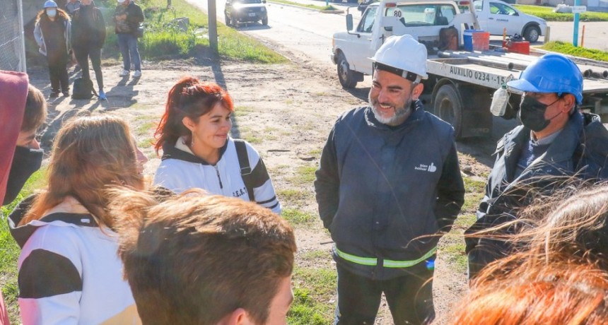 Estudiantes de la Escuela de Educación Técnica recorrieron la obra de la Casa de la Provincia