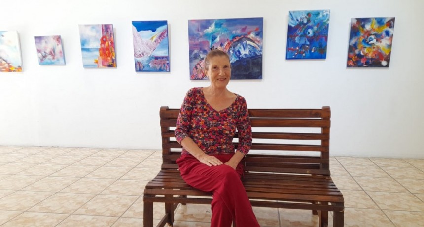 Crisálida es la muestra que realiza su apertura en Biblioteca La Cultural este viernes, en FM 10 hablamos con Stella Darretche quien dio detalles puntuales
