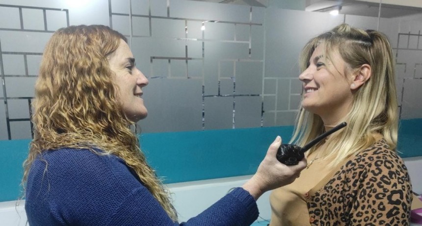 Noelia Cárdenas: “Ayelén Tomassi es nuestra compañera de trabajo y por ella estamos haciendo todas estas cosas que permiten ayudar a Lucas López, su marido y de esa manera hacer más fácil su estadía y acompañamiento a la familia”