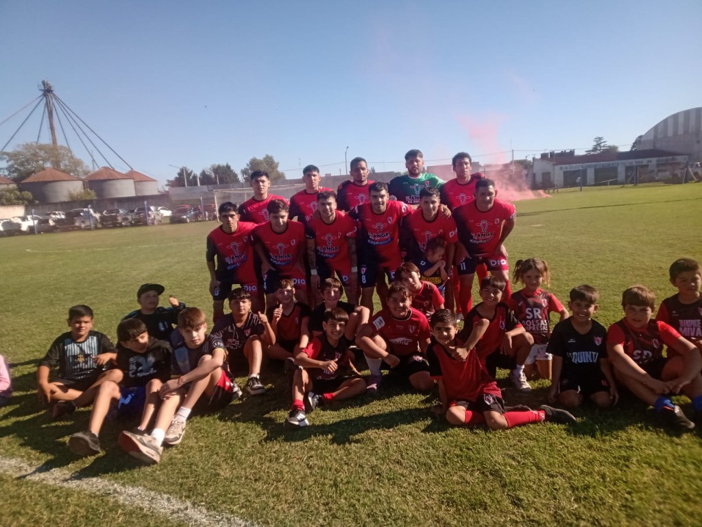 Con goles de José Gadea, Casariego venció 2-0 a Espigas