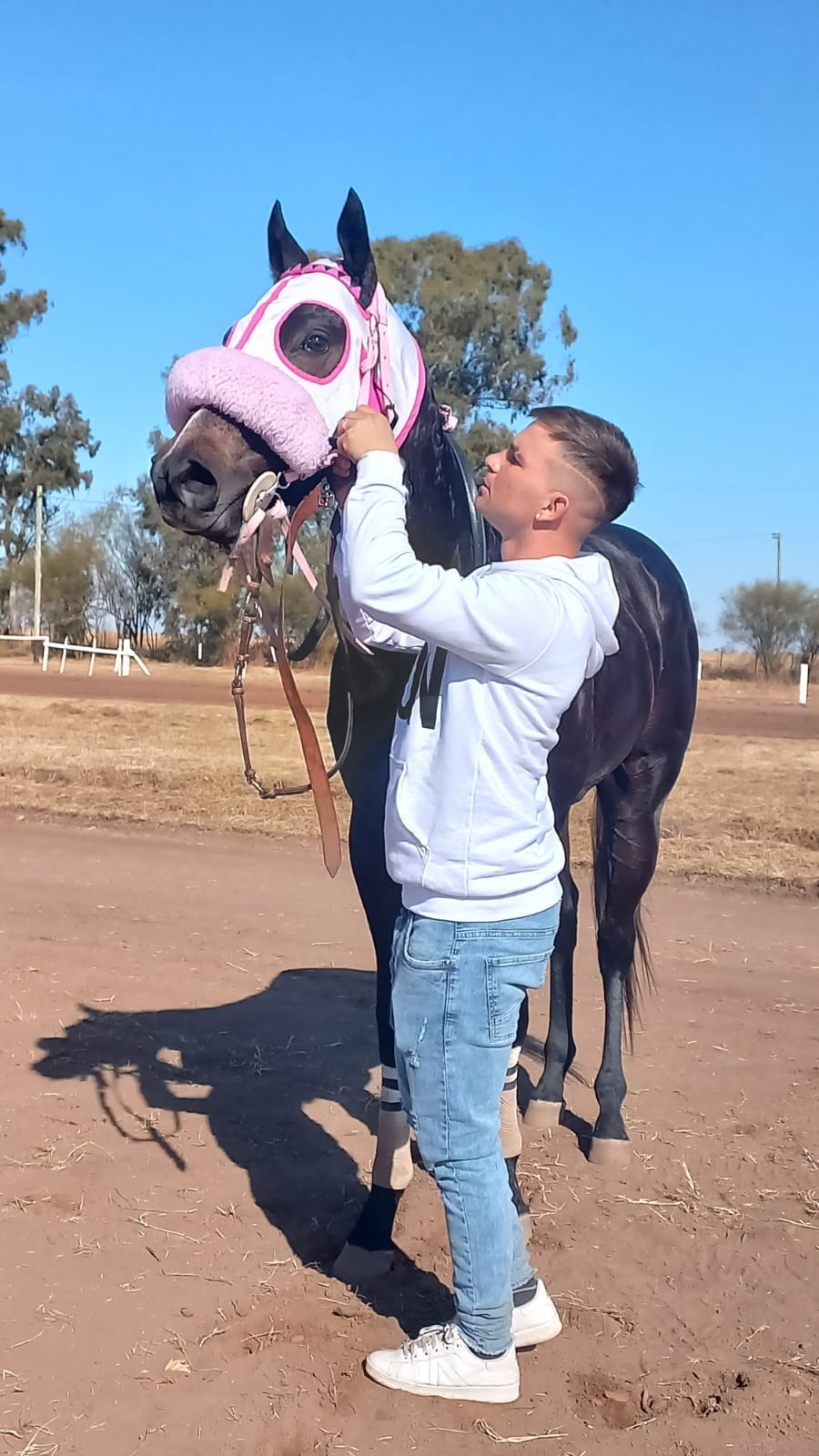 Federico Álvarez: “El caballo no se vende, el día que no corra más se irá a un campo o se quedará en casa”