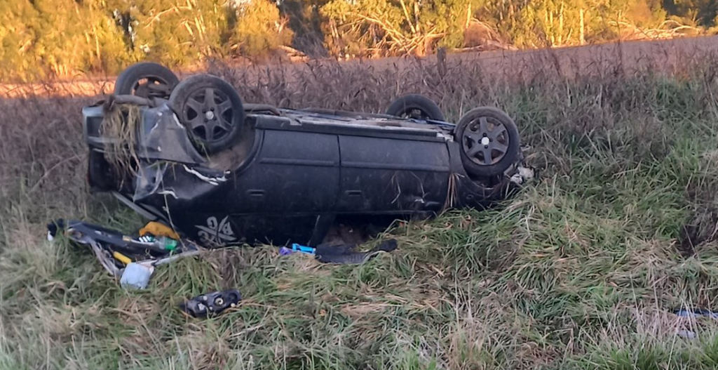 Este Sábado en Ruta 65: Despiste y vuelco sin consecuencias en inmediaciones a Dudignac