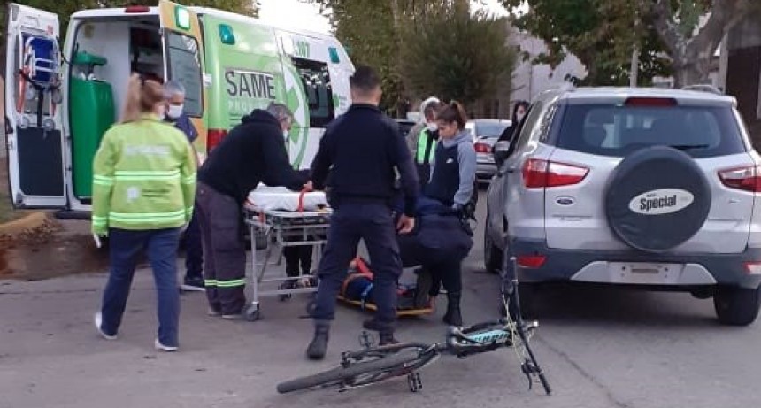 Impacto entre una conductora y un ciclista