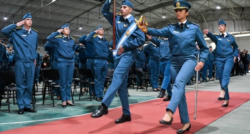 En una emotiva ceremonia 320 aspirantes pasaron a ser cadetes de primer a&ntilde;o en el Servicio Penitenciario Bonaerense