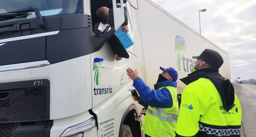 Control de cargas de jurisdicci&oacute;n nacional entre Municipalidad de Bol&iacute;var y CNRT